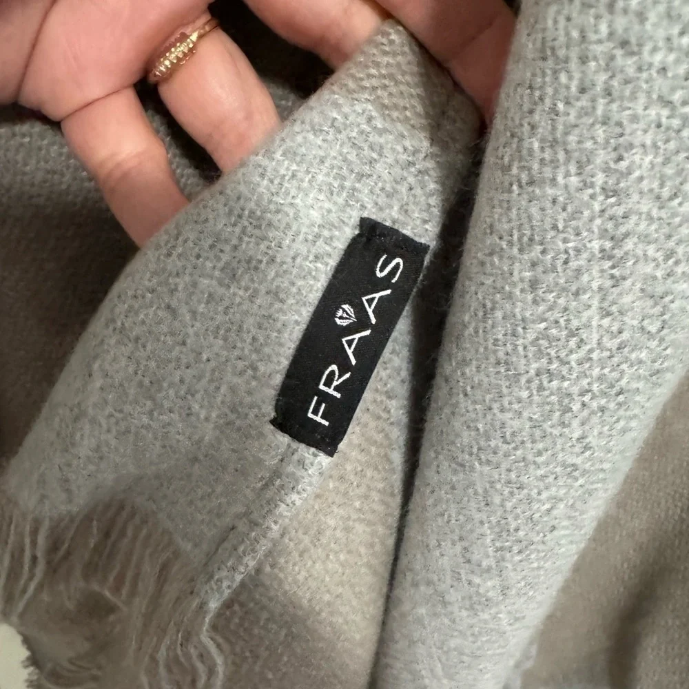 Fraas NWT Gray and Tan Fringed Shawl